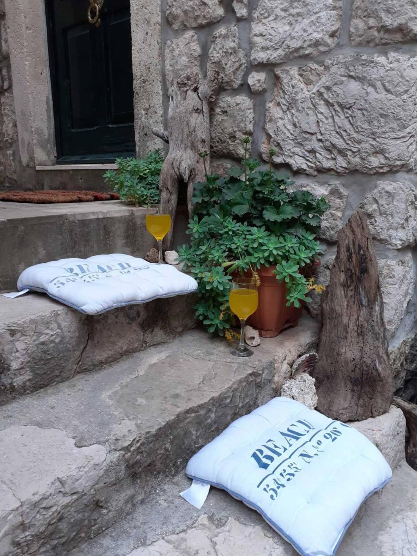 My Peace Guesthouse Mali Ston Exteriör bild